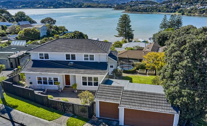  at 2 Seaview Road, Paremata, Porirua