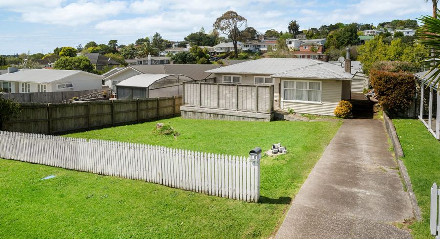  at 46 Lingfield Street, Glenfield, North Shore City, Auckland