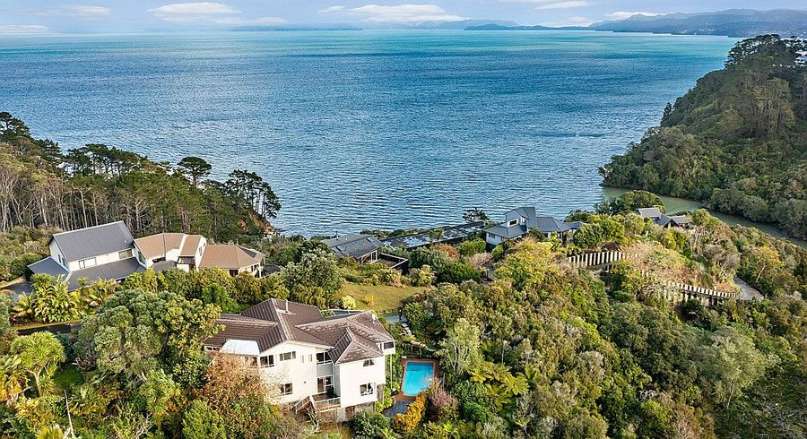  at 39C Cape Horn Road, Mount Roskill, Auckland