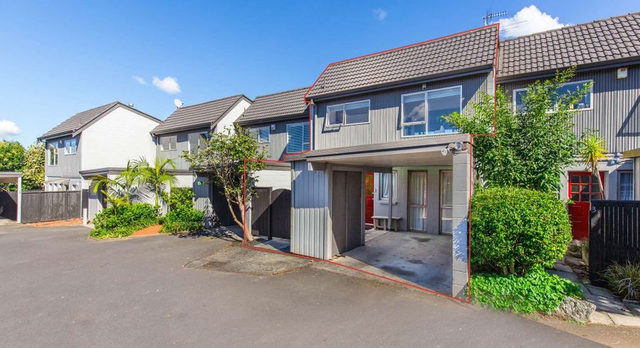  at 4/12 Pukerangi Crescent, Ellerslie, Auckland