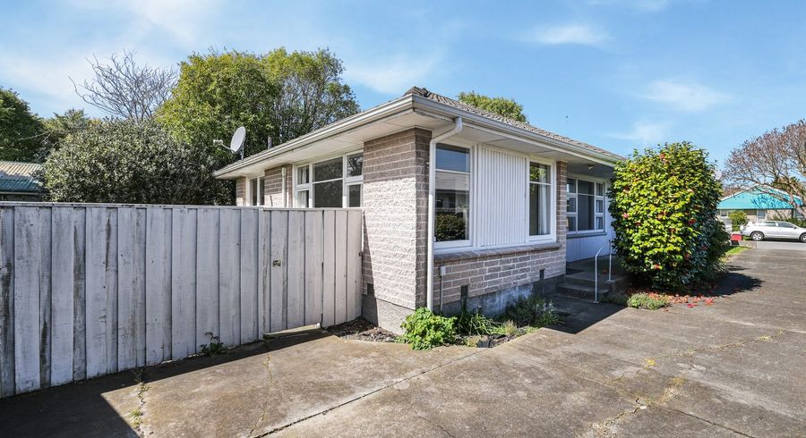  at 2/12 Kiltie Street, Upper Riccarton, Christchurch