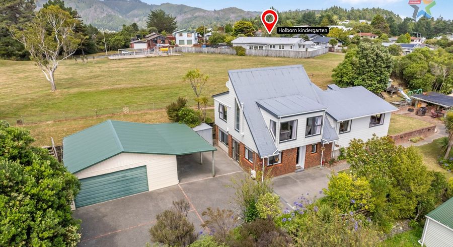  at 21 Whitechapel Grove, Stokes Valley, Lower Hutt