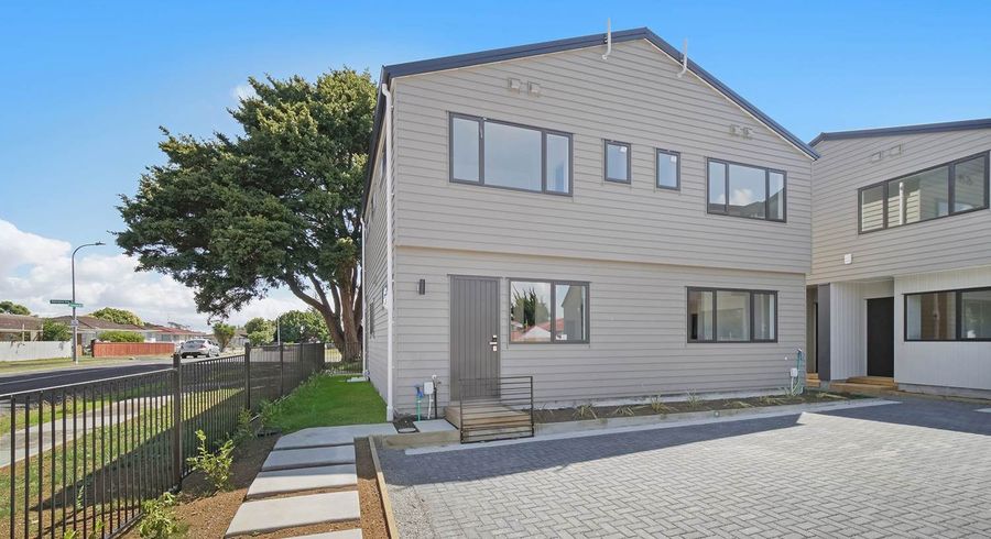  at Lot 2/32 Sunlands Drive, Manurewa, Manukau City, Auckland