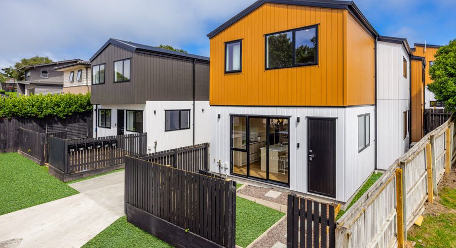  at 1/6 Broadview Place, Howick, Manukau City, Auckland
