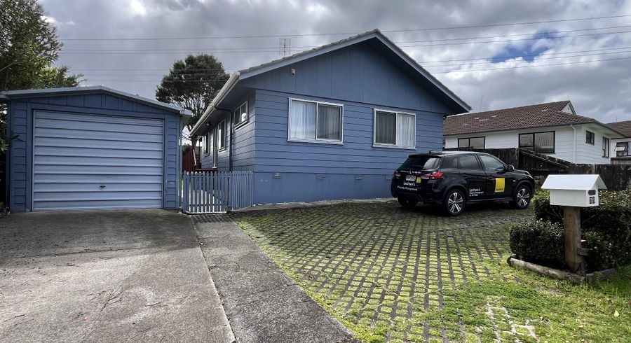  at 28 Cabello Place, Unsworth Heights, North Shore City, Auckland