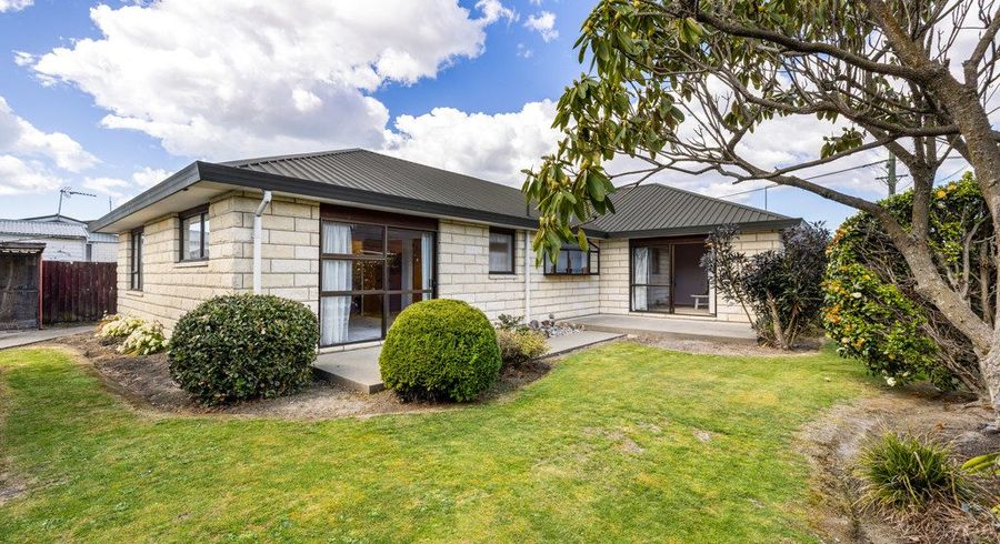  at 121 Prestons Road, Redwood, Christchurch City, Canterbury