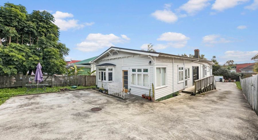  at 1/1103 New North Road, Mount Albert, Auckland City, Auckland