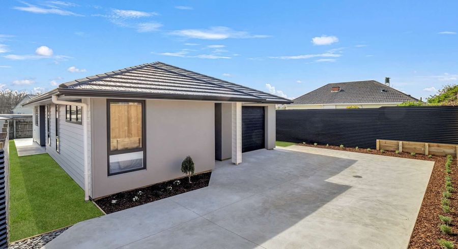  at 51a Selwyn Crescent, College Estate, Whanganui, Manawatu / Whanganui