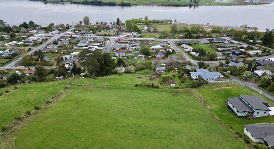  at Nore Street, Waihola, Clutha, Otago