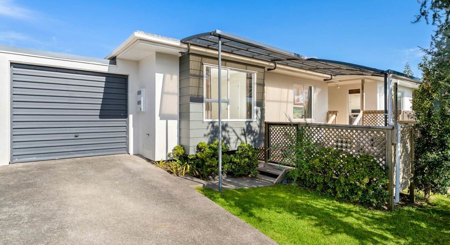  at 1/39 Sungrove Rise, Sunnyvale, Waitakere City, Auckland