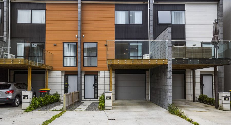  at 26 Meritage Lane, Te Atatu South, Waitakere City, Auckland
