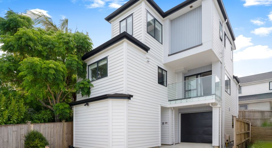  at 24B Bruce Road, Glenfield, North Shore City, Auckland