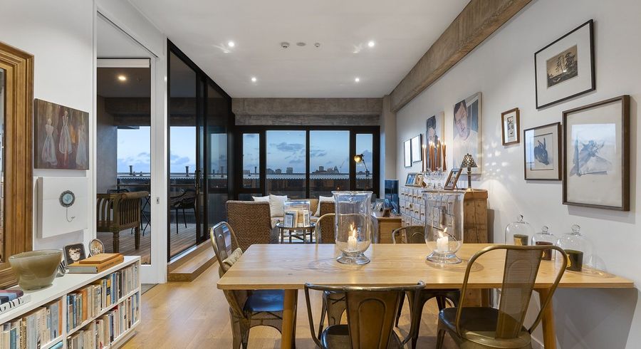  at 402/5 Hohipere Street, Grafton, Auckland