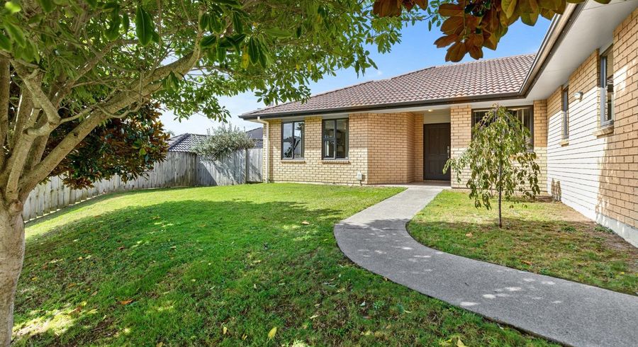  at 3 Eastridge Terrace, Huntington, Hamilton