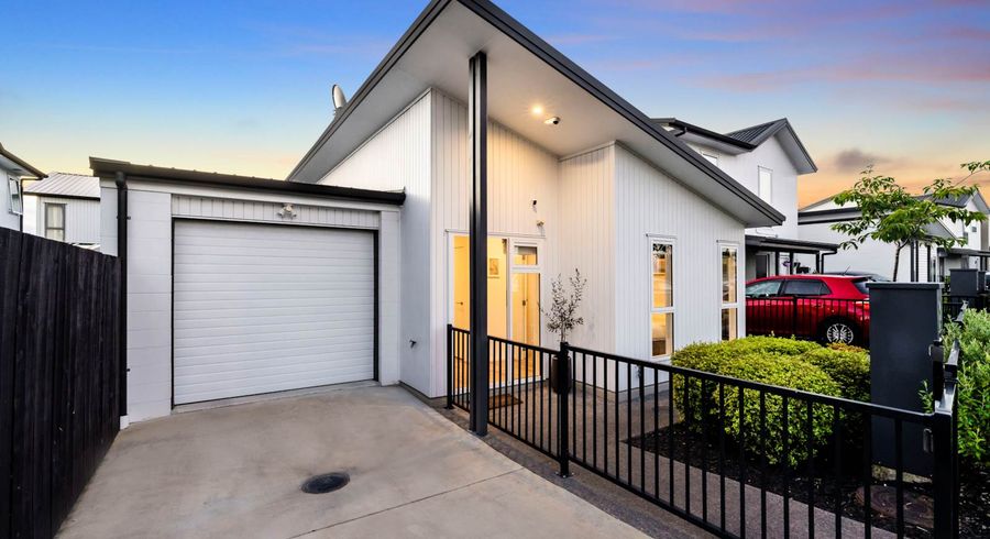  at 25 Fenchurch Street, Glen Innes, Auckland