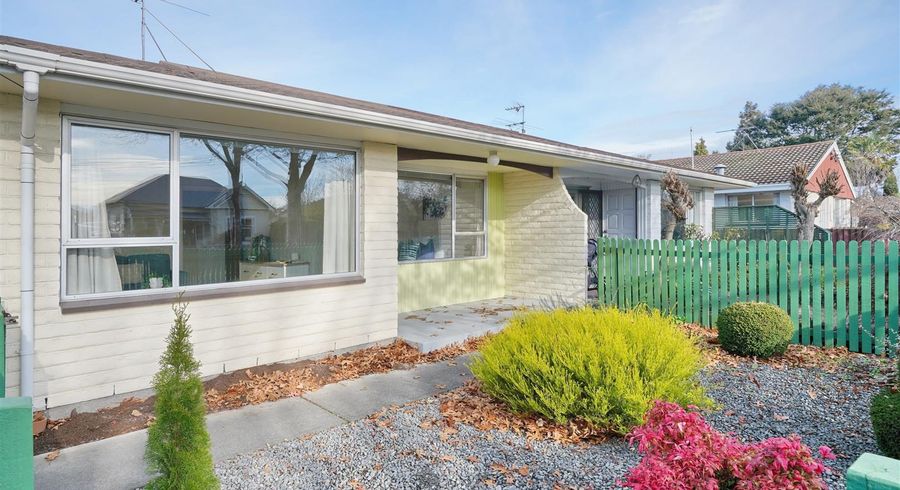  at 2/16 Oxley Avenue, St Albans, Christchurch