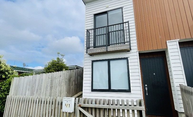  at 5/1 Sylvan Crescent, Te Atatu South, Waitakere City, Auckland