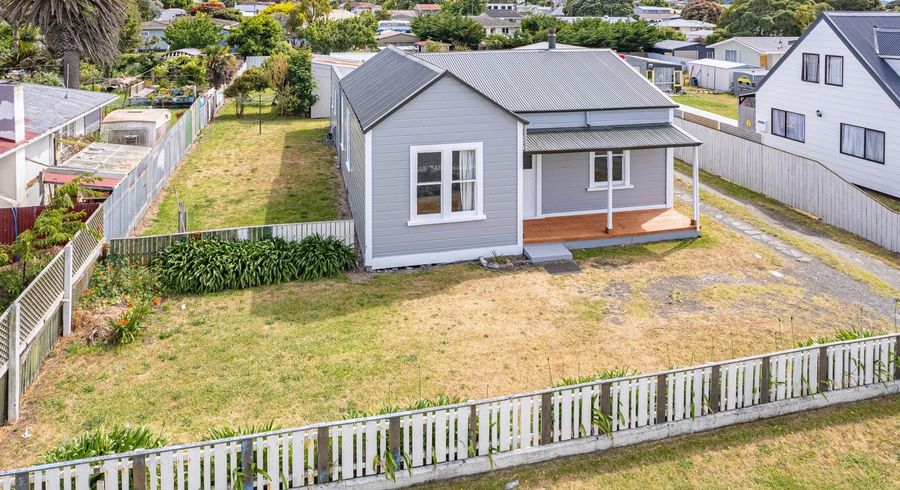 at 86 Hinau Street, Castlecliff, Whanganui