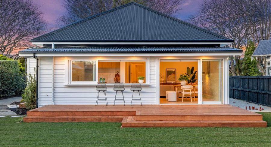  at 17 Severn Street, St. Albans, Christchurch City, Canterbury