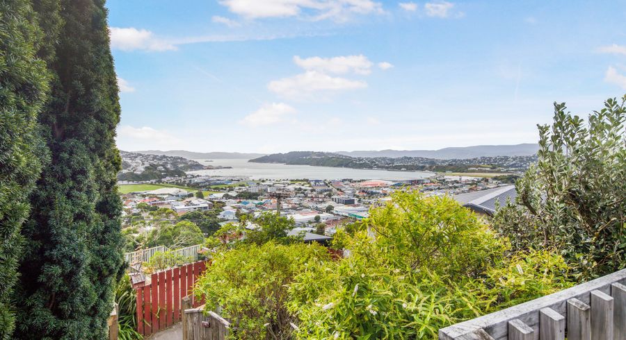  at 73 Rodrigo Road, Kilbirnie, Wellington