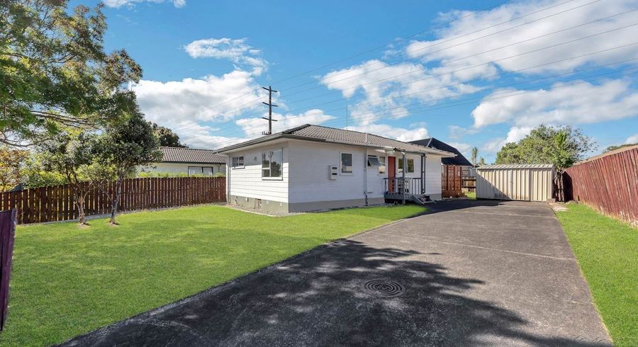 at 41 Meadowood Drive, Unsworth Heights, North Shore City, Auckland