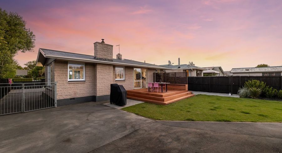  at 247 Grahams Road, Bishopdale, Christchurch