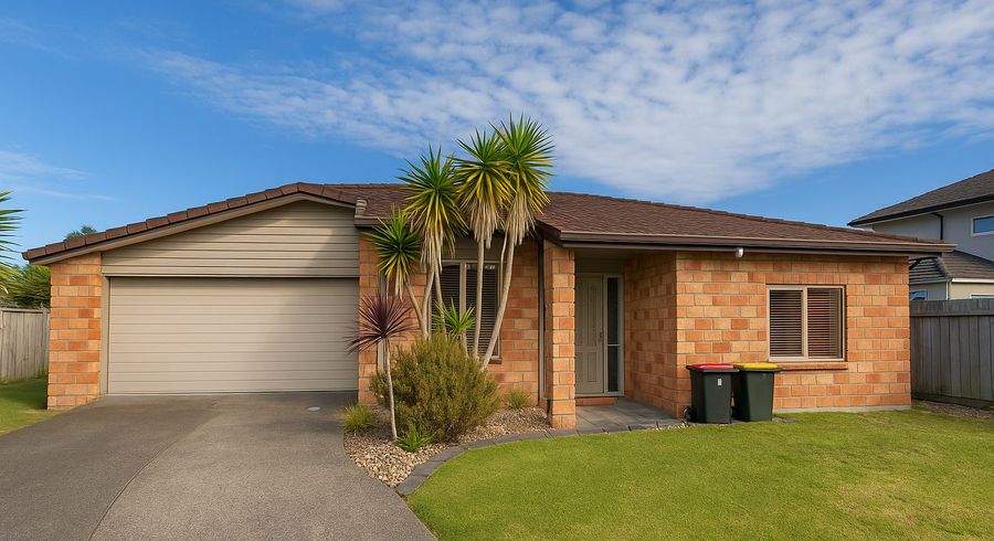  at 13 Finbar Close, Flat Bush, Manukau City, Auckland
