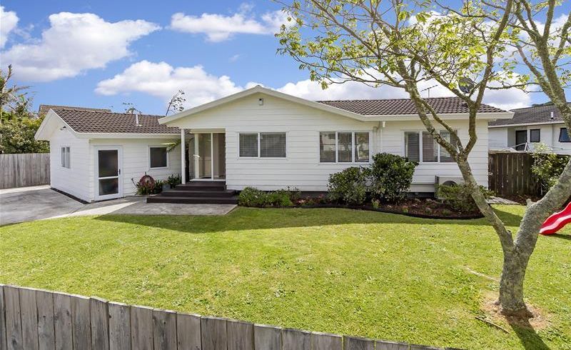  at 60 De Quincey Terrace, Highland Park, Auckland