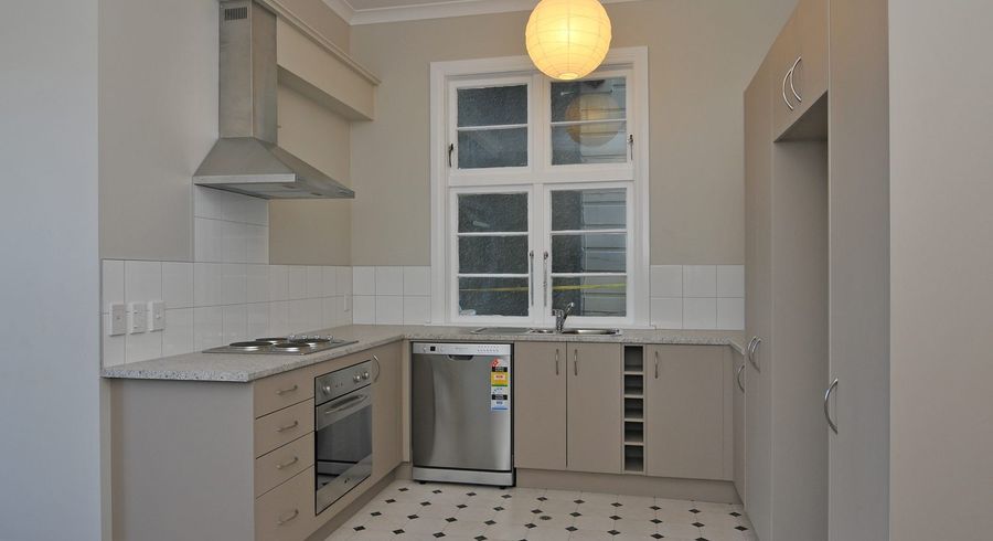  at 2/112 Austin Street, Mount Victoria, Wellington, Wellington