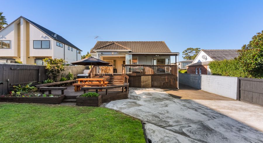 at 13 Range View Road, Mount Albert, Auckland City, Auckland
