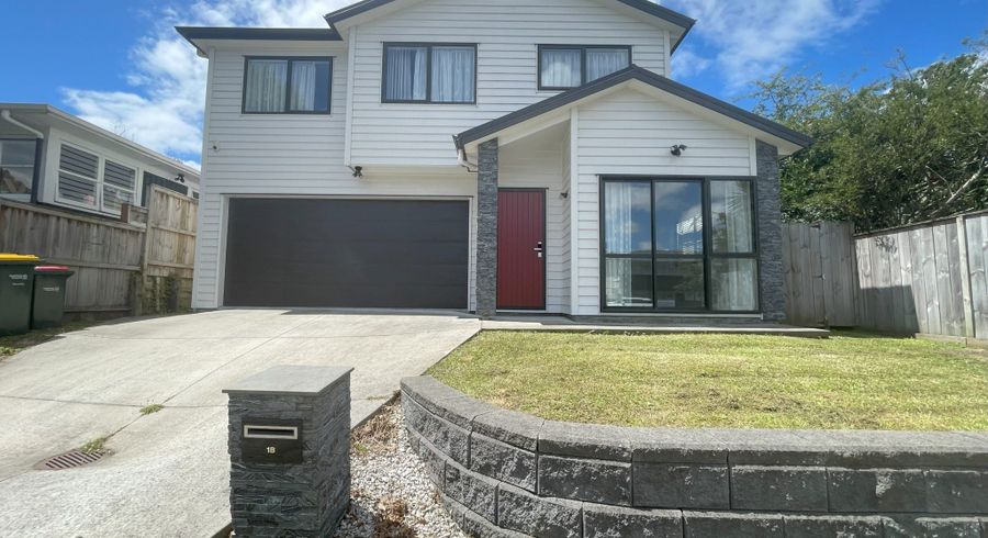  at 1B Waikaremoana Place, Pakuranga Heights, Manukau City, Auckland
