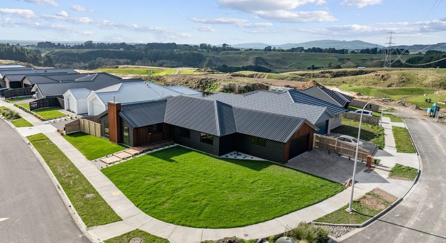  at 1 Corfu Crescent, Fitzherbert, Palmerston North, Manawatu / Whanganui