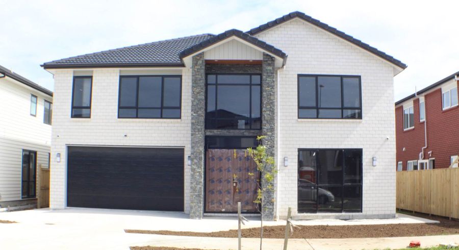  at 7 Uki Way, Flat Bush, Auckland