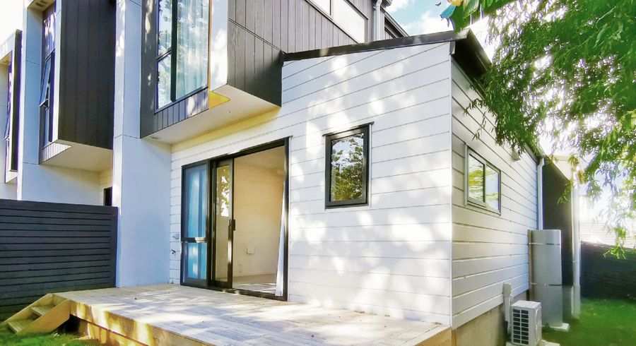  at 4/9 Peace Avenue, Mount Wellington, Auckland City, Auckland