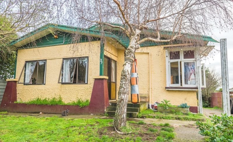  at 37 Manuka Street, Castlecliff, Whanganui