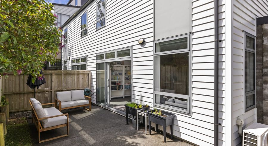  at 3/30 Monowai Road, Johnsonville, Wellington