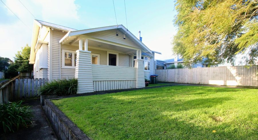  at 11 Haig Avenue, Mount Roskill, Auckland City, Auckland