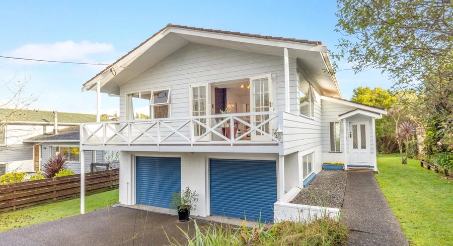  at Forrest Hill, North Shore City, Auckland