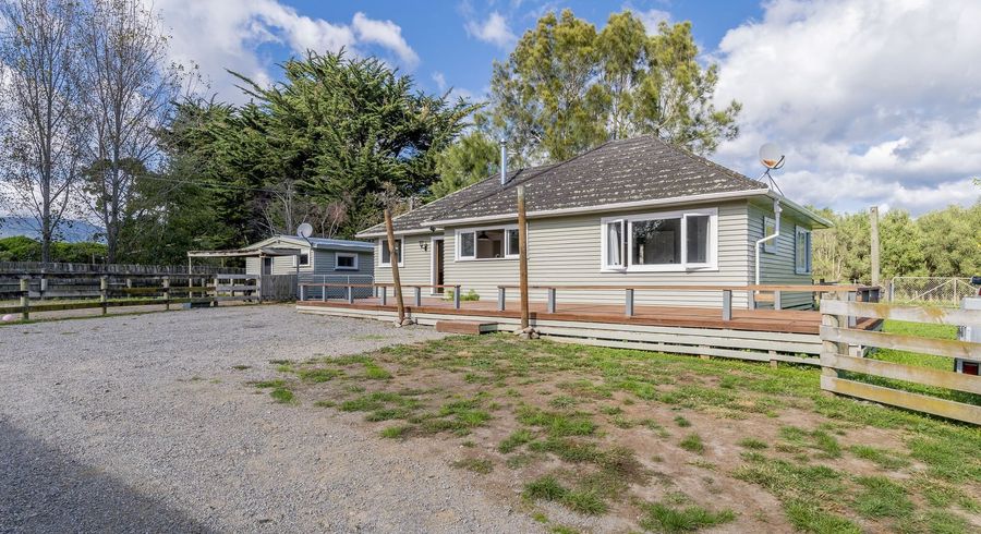  at 64 Te Roto Road, Otaki