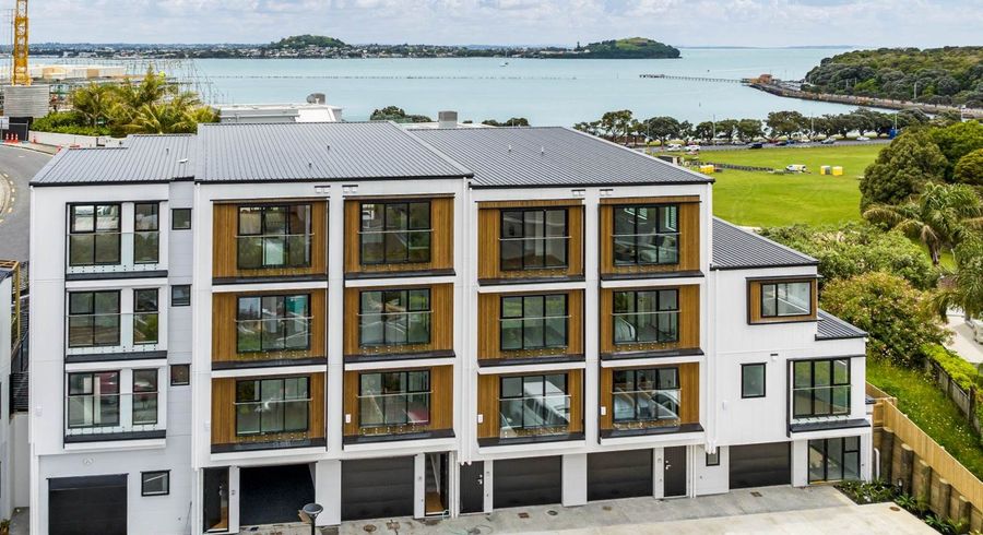  at 8/32 Karori Crescent, Orakei, Auckland City, Auckland