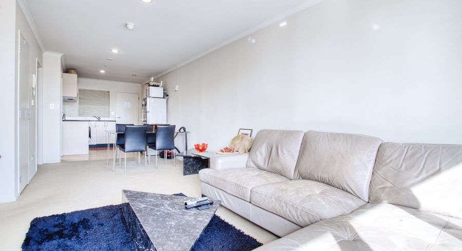  at 311D/176 Broadway, Newmarket, Auckland City, Auckland