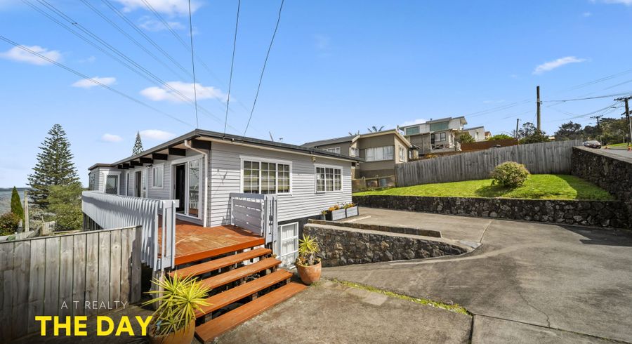  at 17 Hoskins Avenue, Hillsborough, Auckland City, Auckland