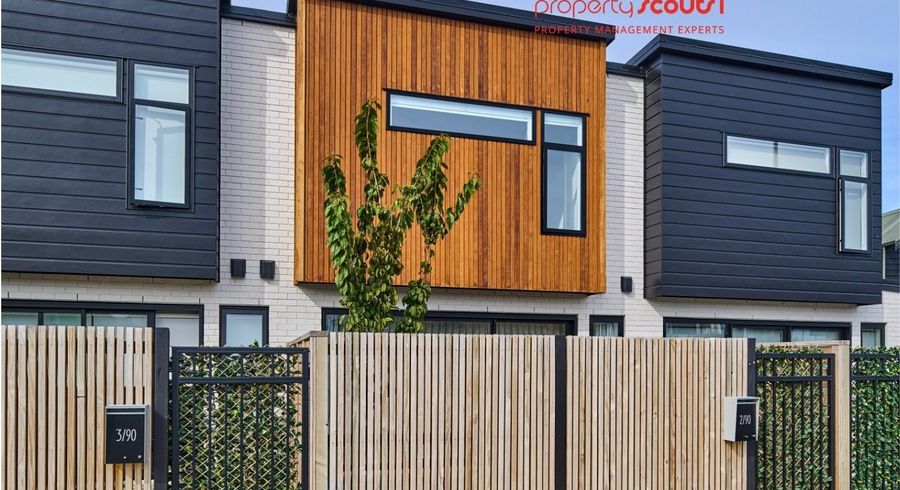  at 2/90 Knights Road, Lower Hutt, Lower Hutt, Wellington
