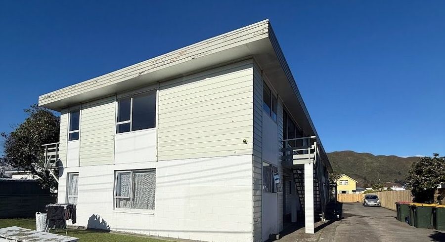  at 2/46 Awamutu Grove, Waiwhetu, Lower Hutt, Wellington