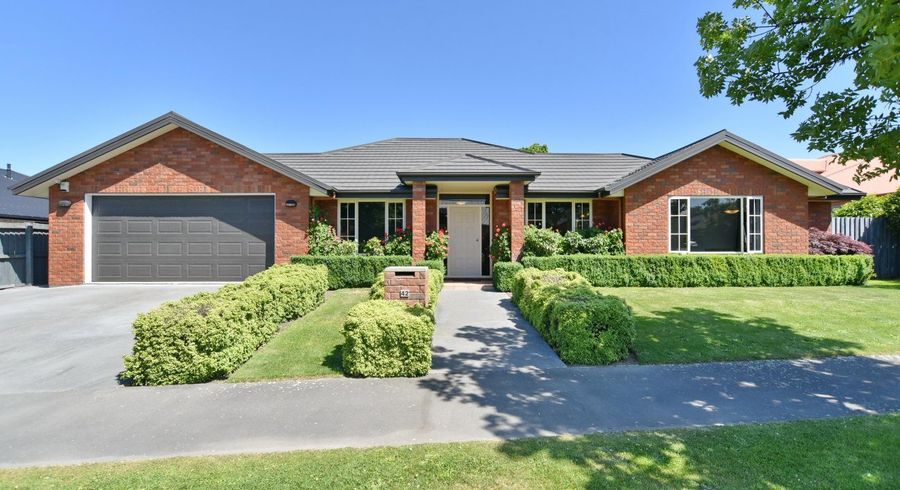  at 42 Woodhurst Drive, Casebrook, Christchurch