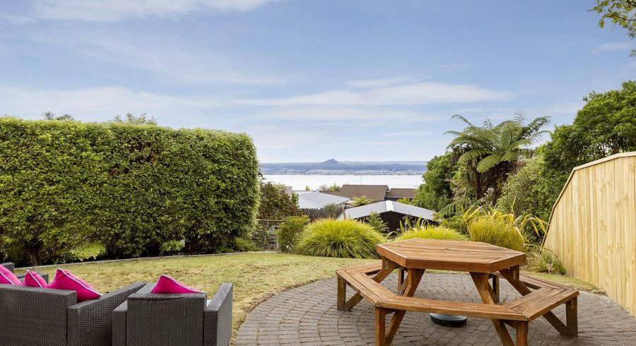  at 2/19 Brunette Drive, Acacia Bay, Taupo, Waikato