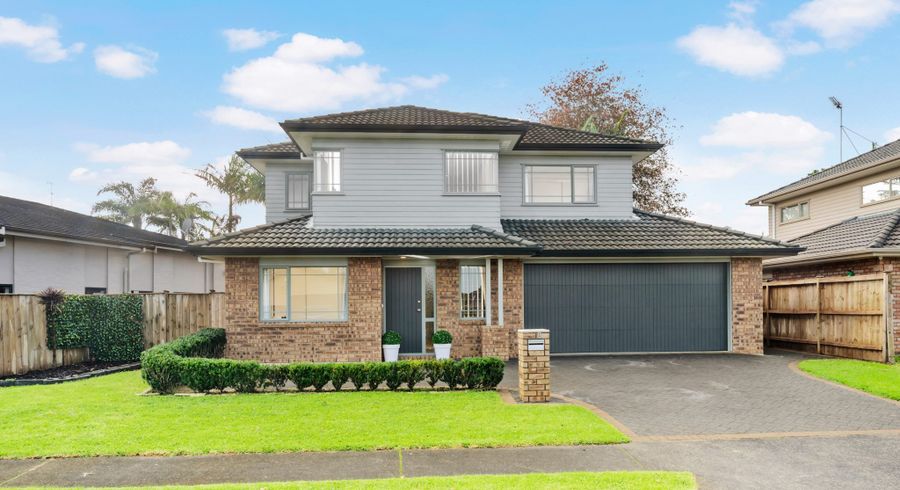  at 8 Dalcross Drive, Flat Bush, Auckland