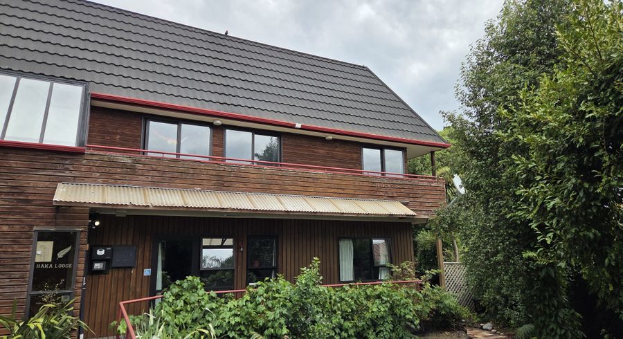  at 518 Linwood Avenue, Woolston, Christchurch City, Canterbury