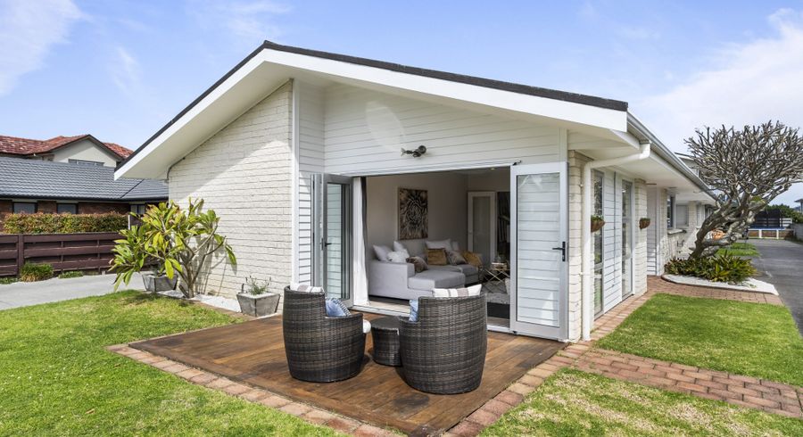  at 1/23 Hattaway Avenue, Bucklands Beach, Auckland