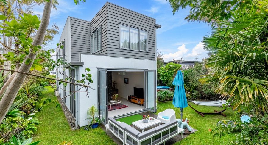  at 7 Merani Street, Devonport, North Shore City, Auckland